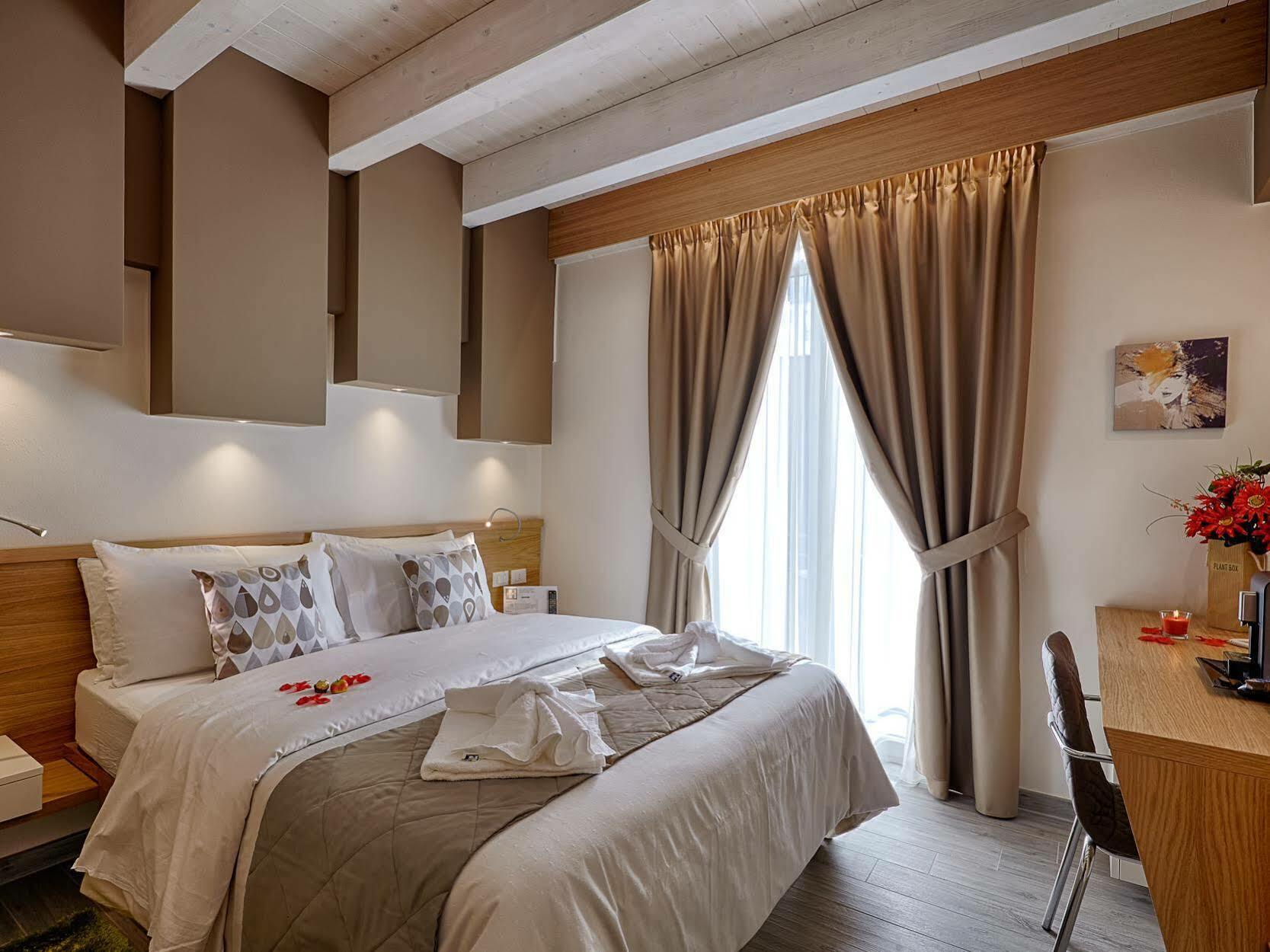 Hospitality Hotel Палермо Екстер'єр фото