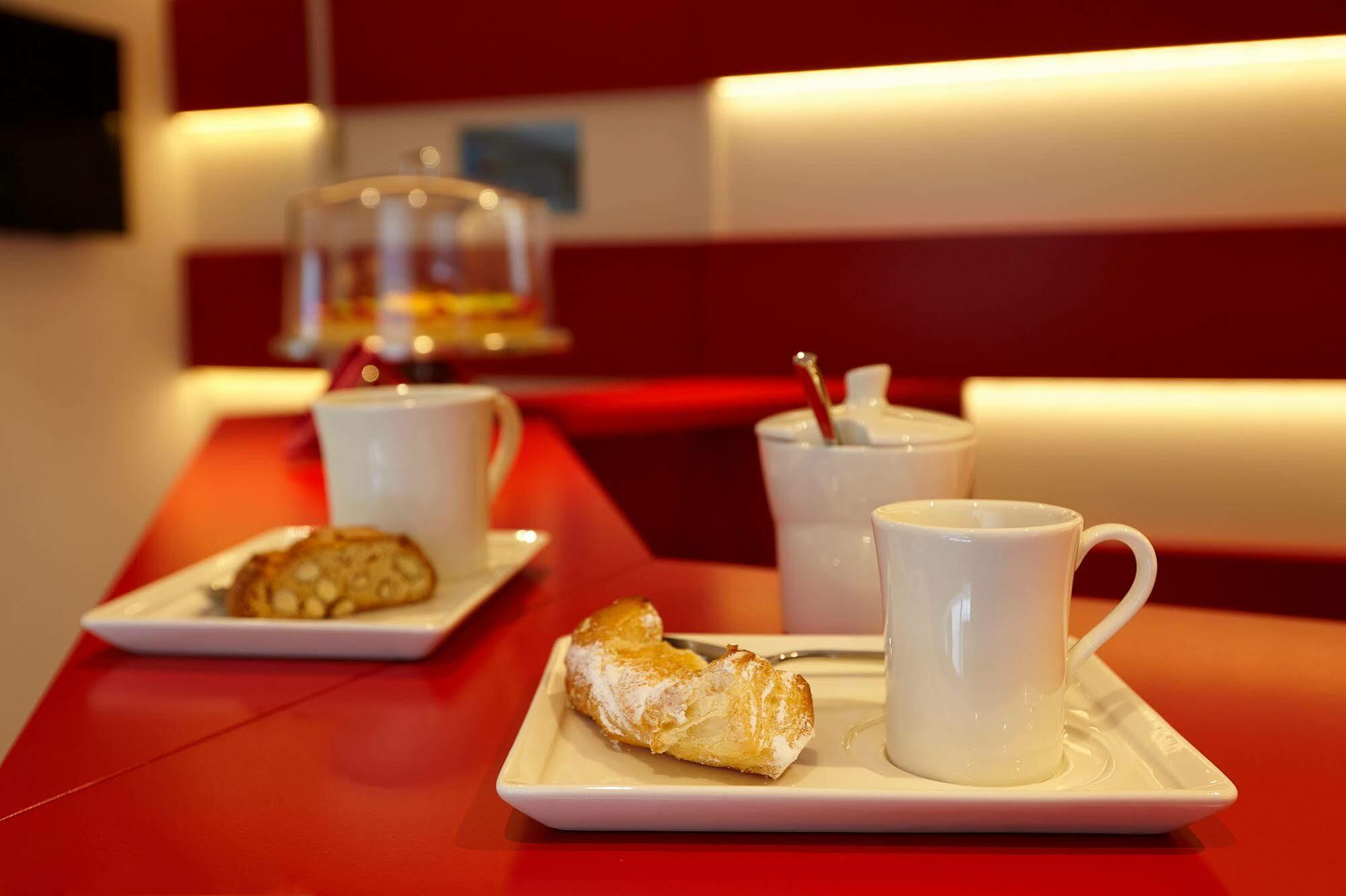 Hospitality Hotel Палермо Екстер'єр фото